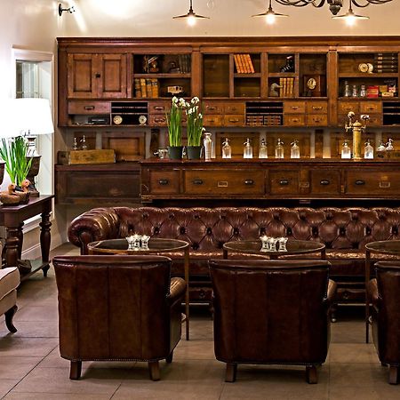 On The River Inn Вудсток Екстер'єр фото